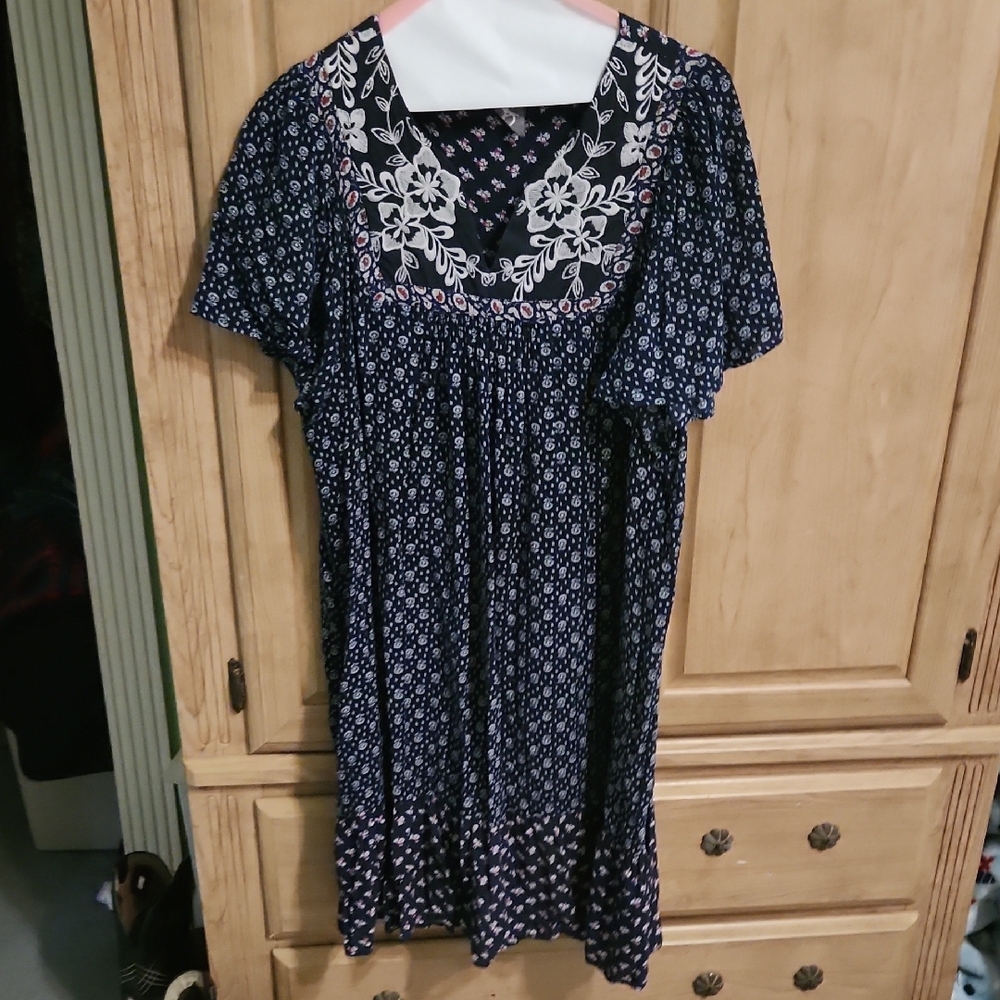 Floral Navy Dress with White Embroidery